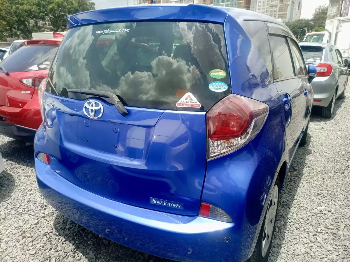 car Right Back