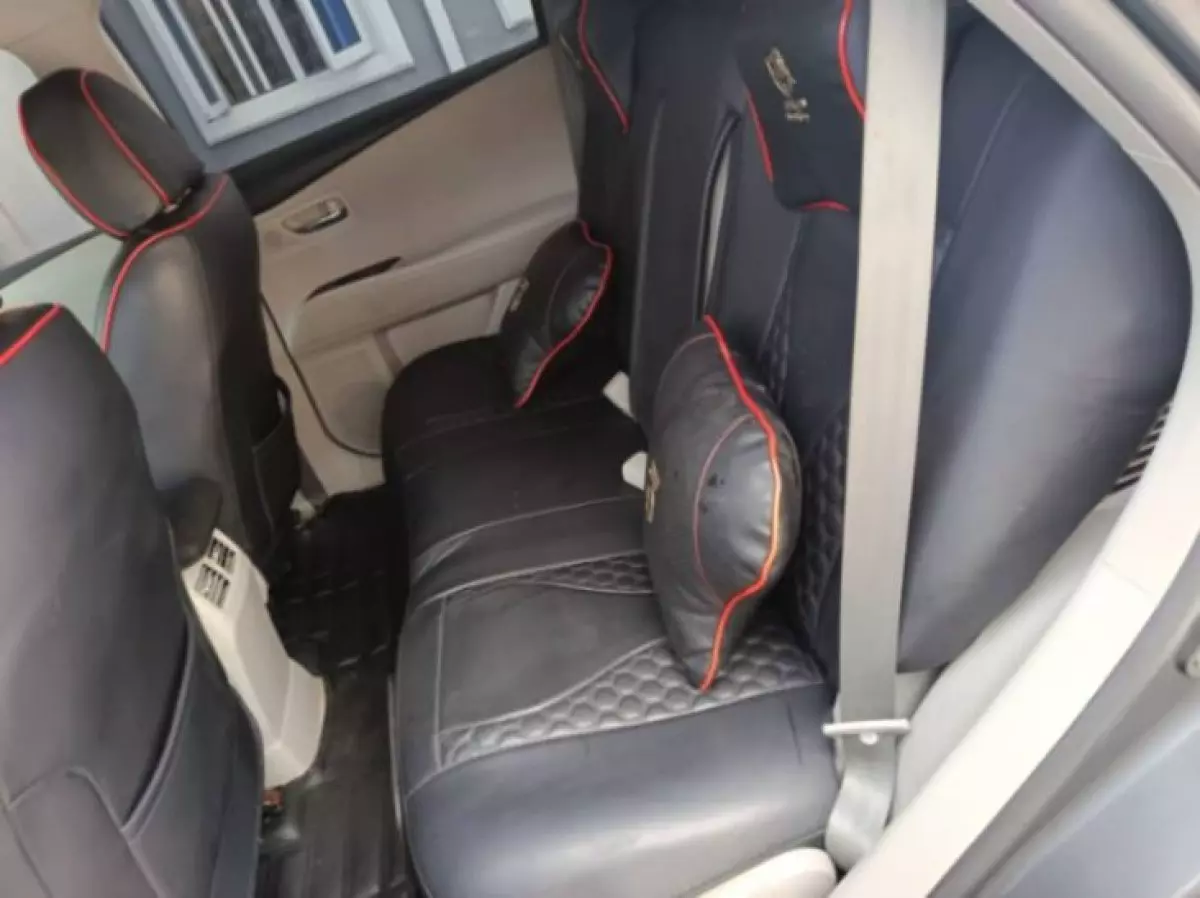 interiorBack