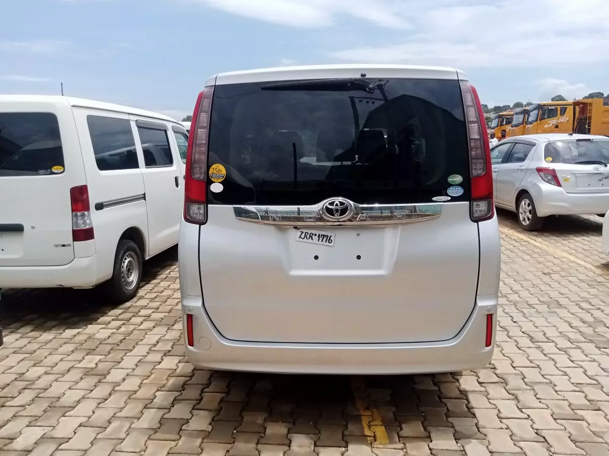 car Back