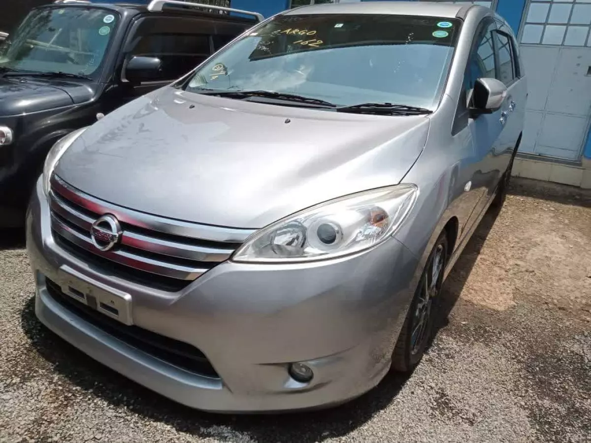 Nissan Lafesta  - 2016