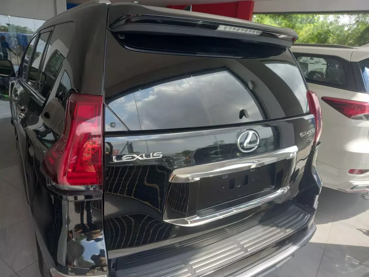 car Back