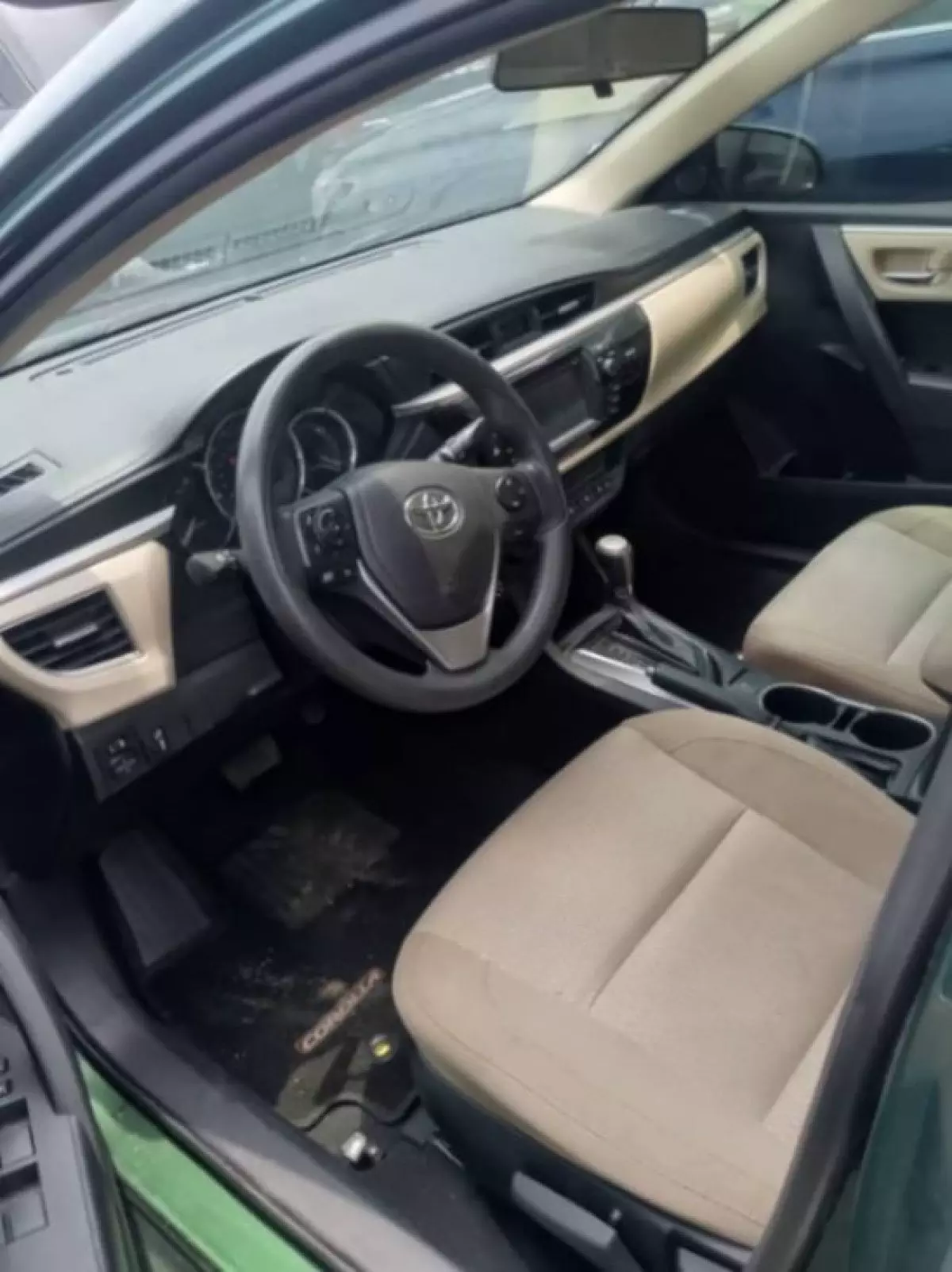 interiorFront
