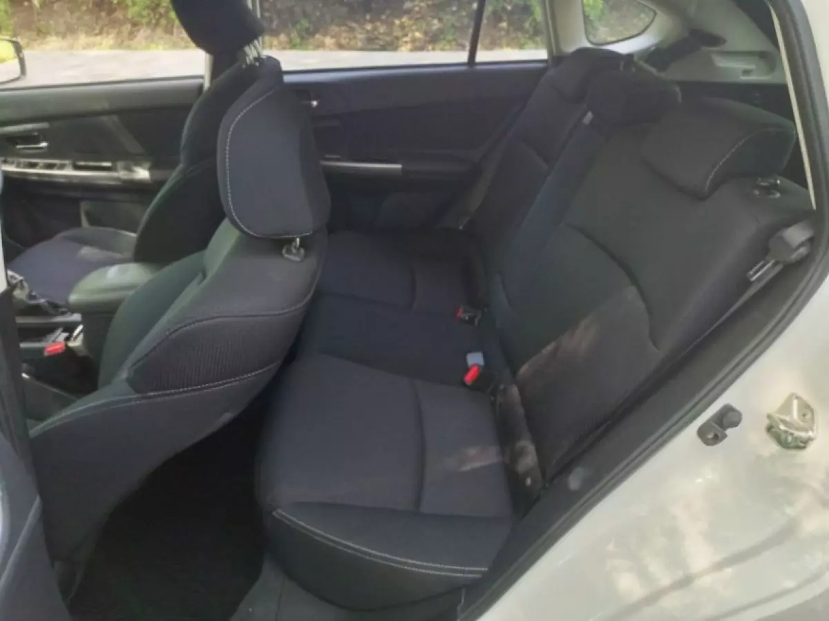 interiorBack