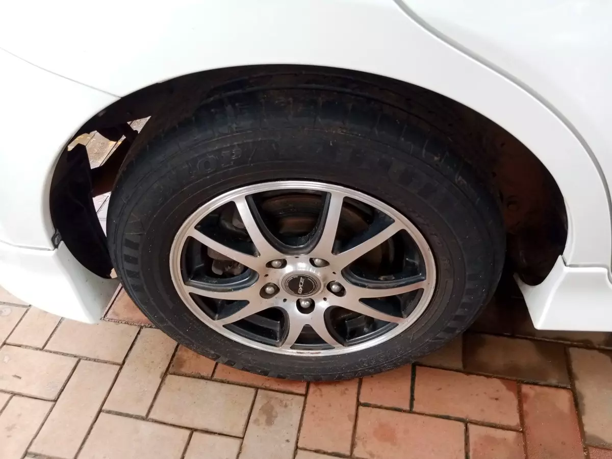 tyre0