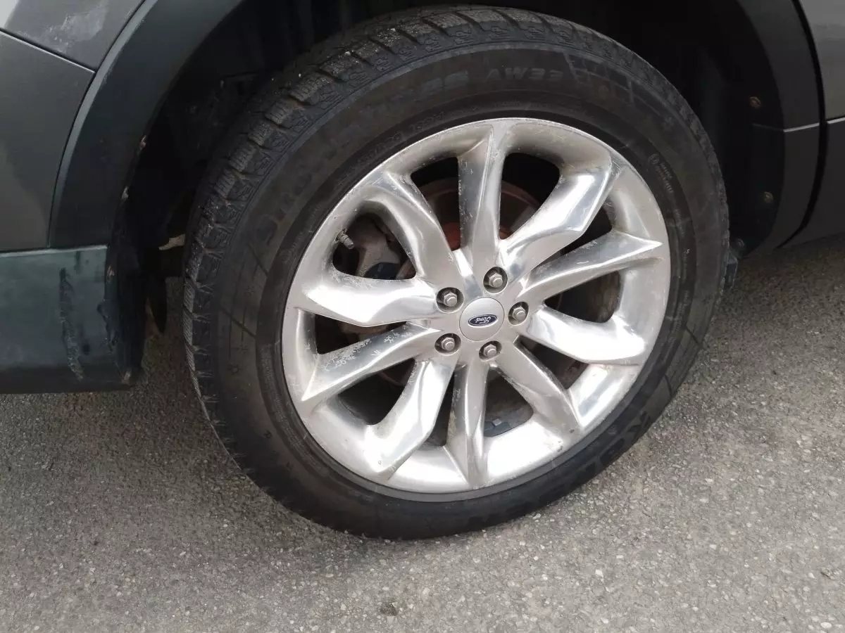 tyre1