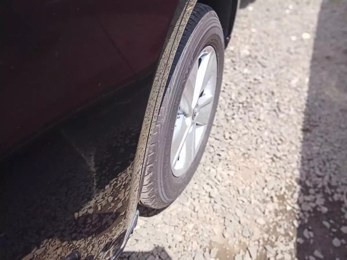 tyre1