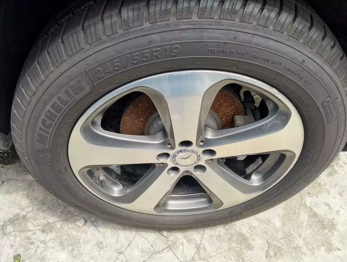 tyre0