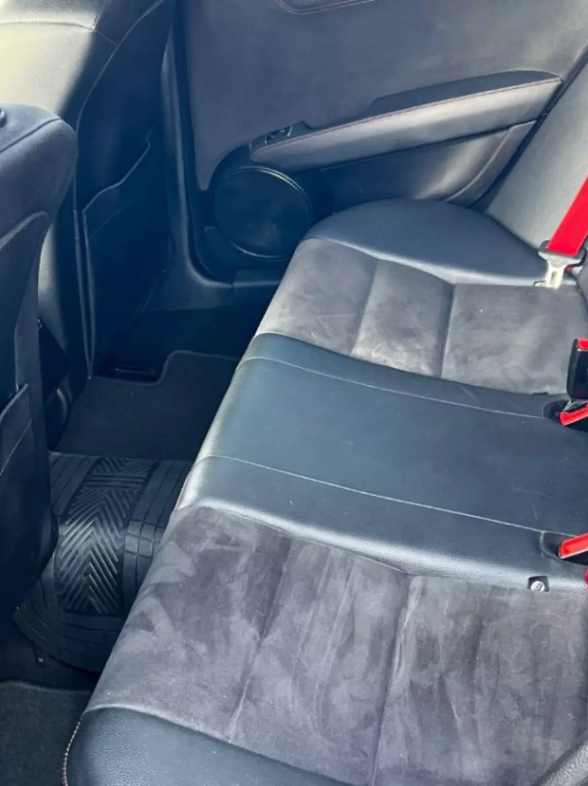 interiorBack