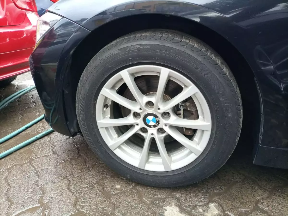 tyre0