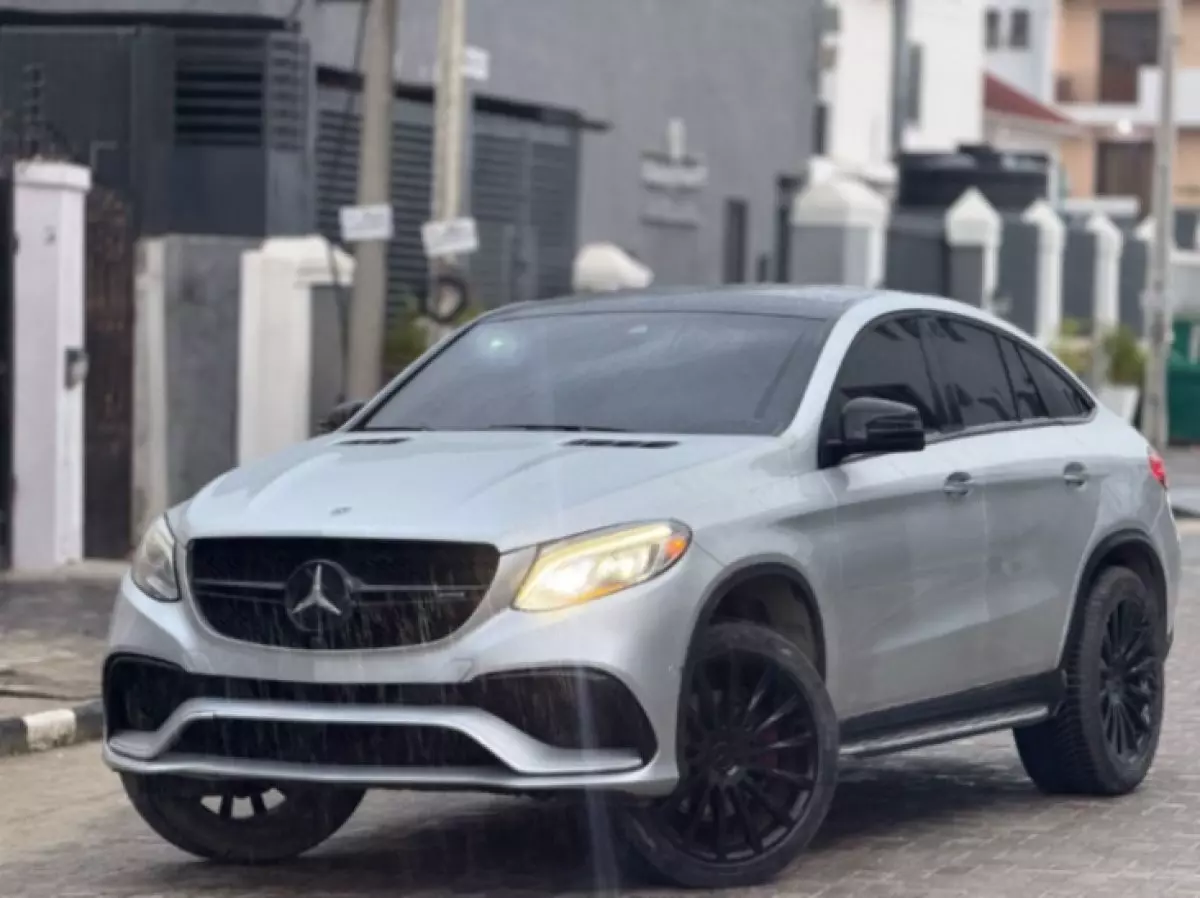 Mercedes-Benz GLE 450 - 2016
