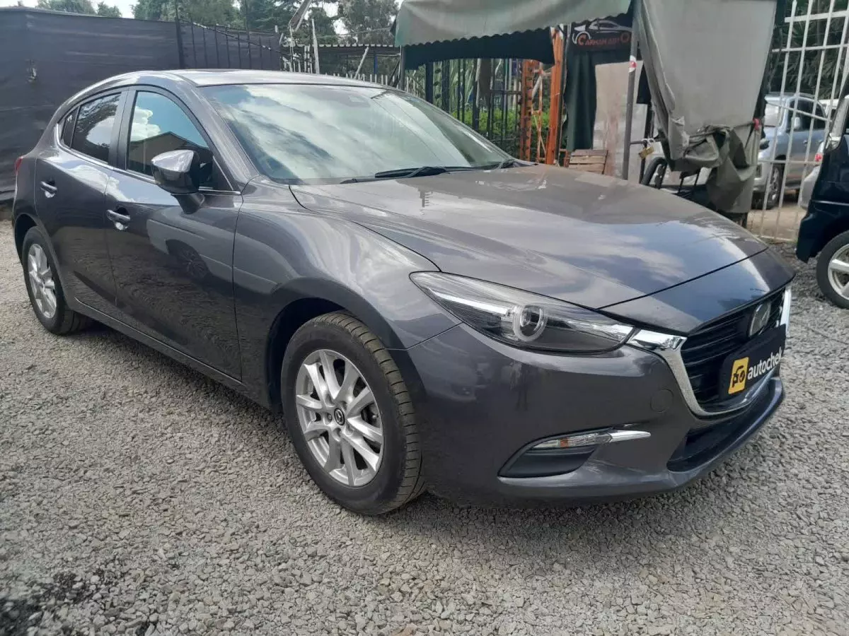 Mazda Axela  - 2016