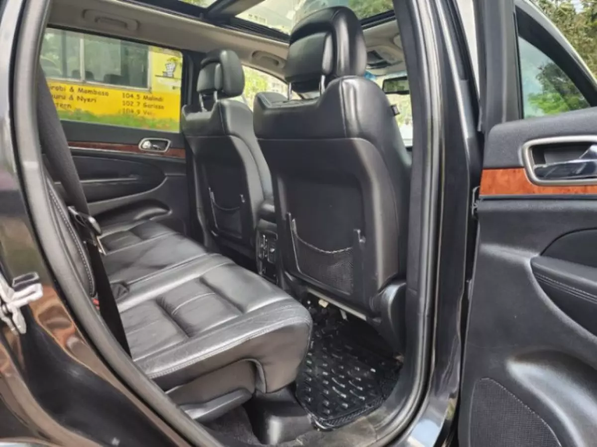 interiorBack