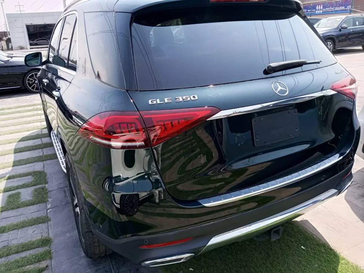 car Back
