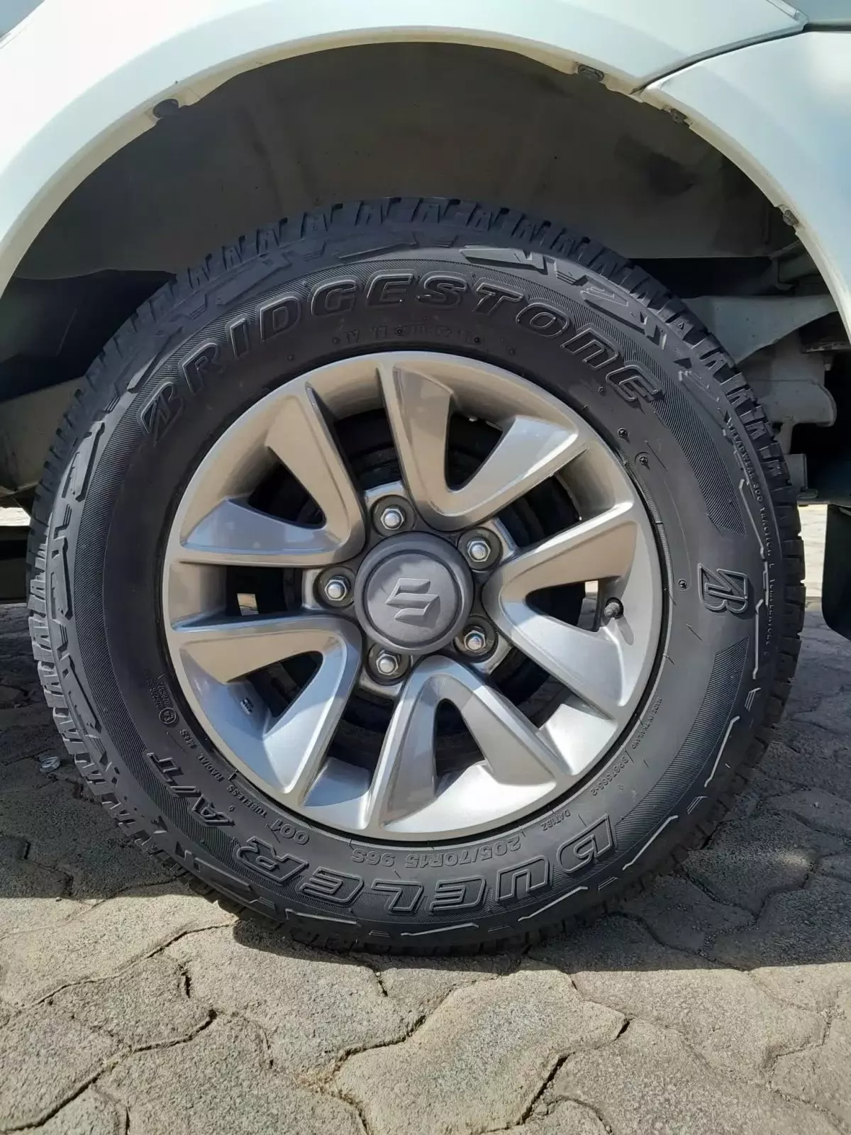 tyre3