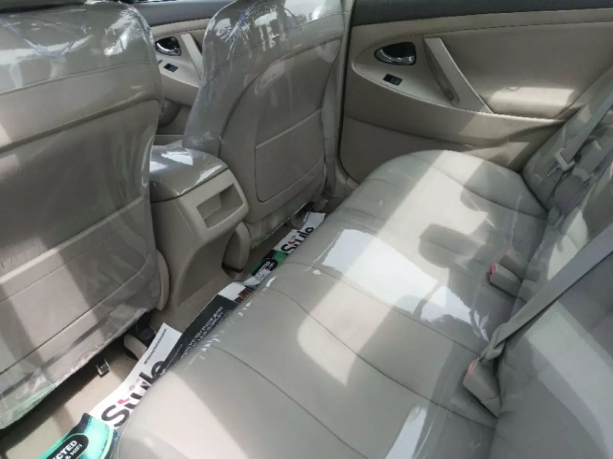 interiorBack