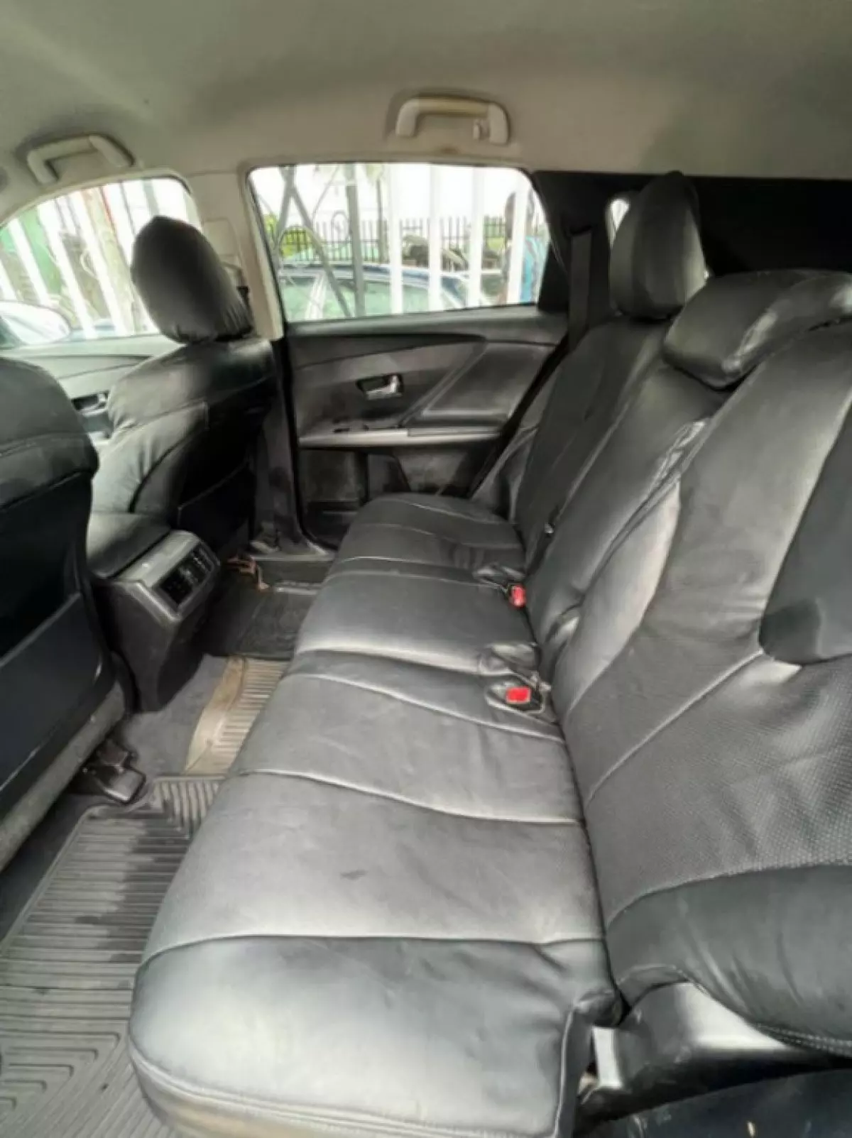 interiorBack