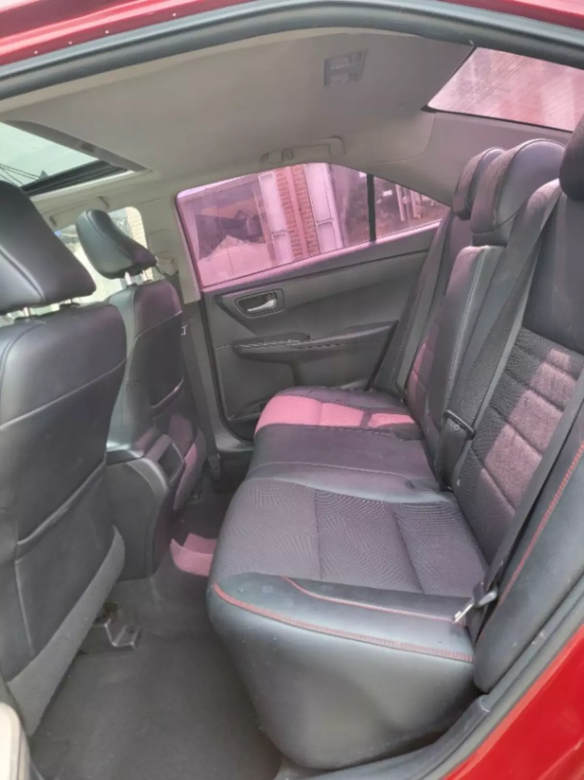 interiorBack