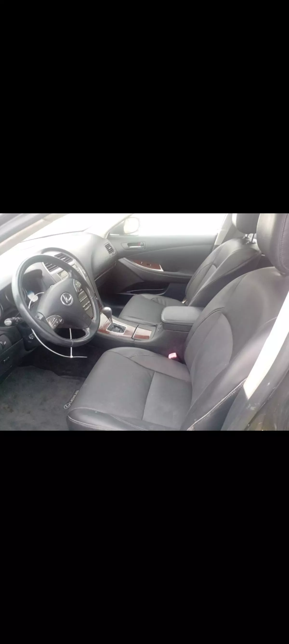 interiorFront