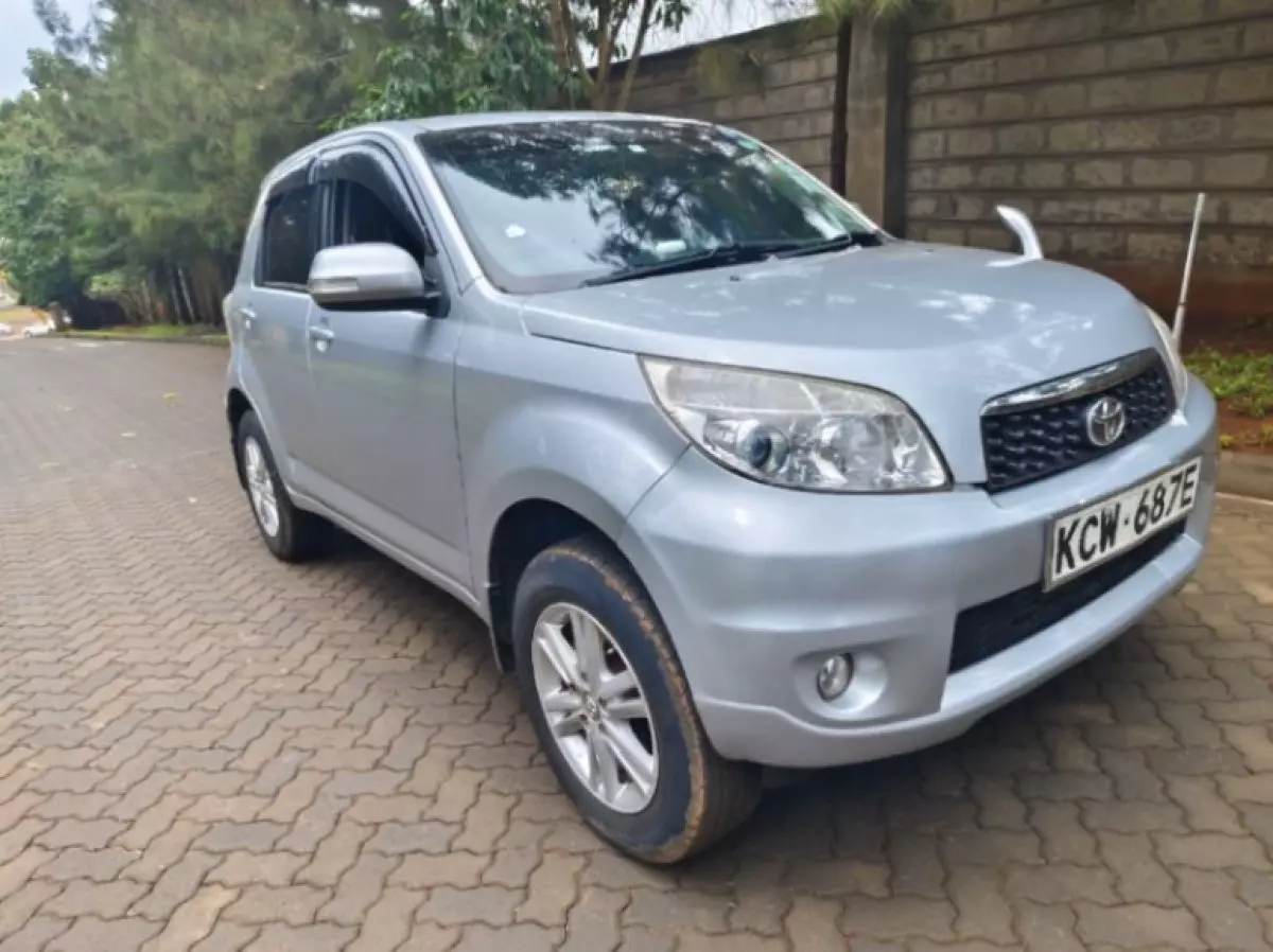 Toyota Rush - 2014