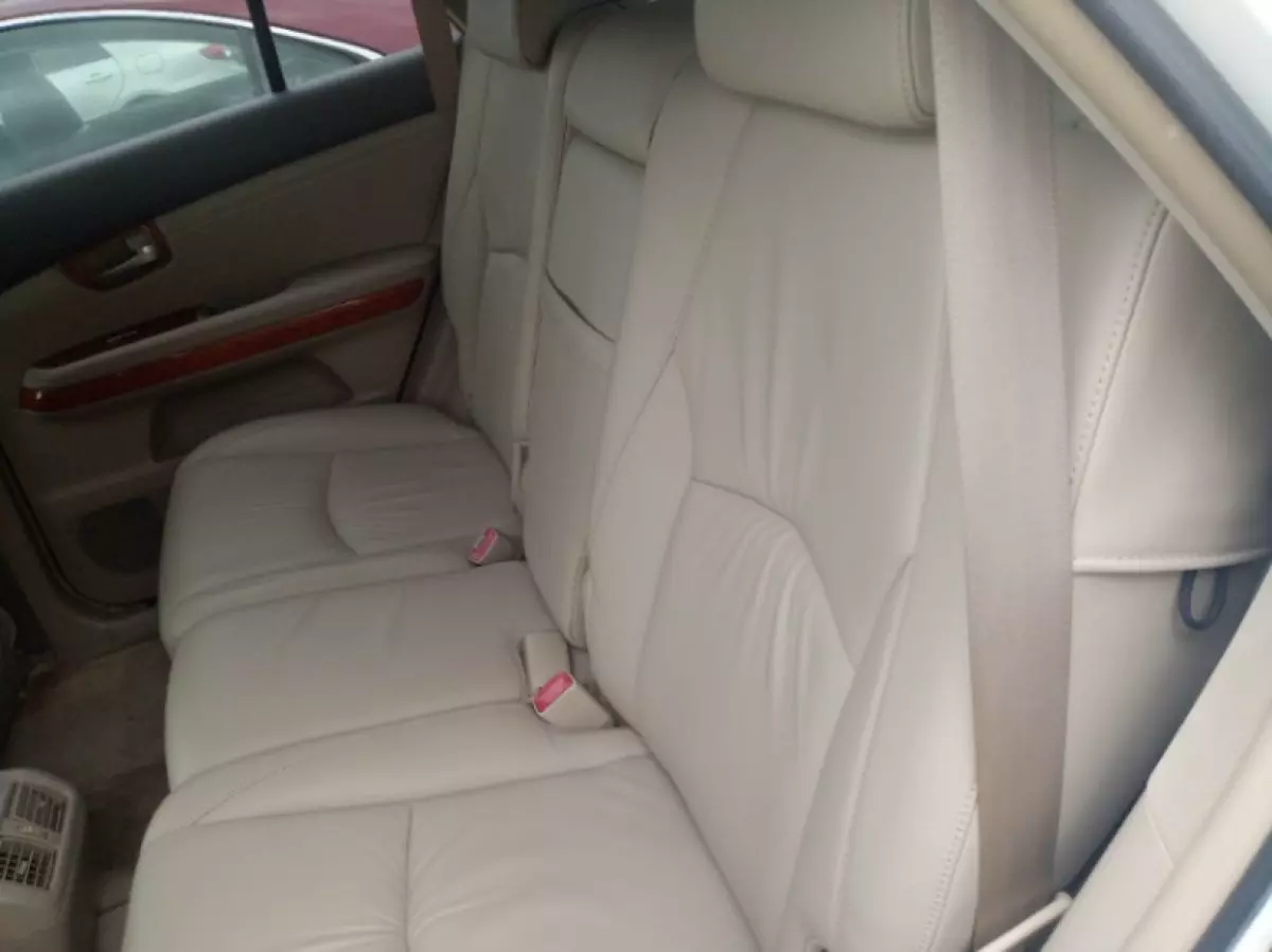 interiorBack