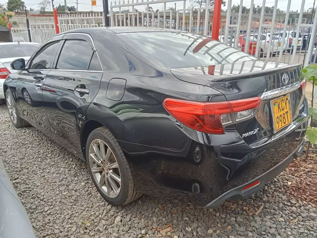 car Right Back