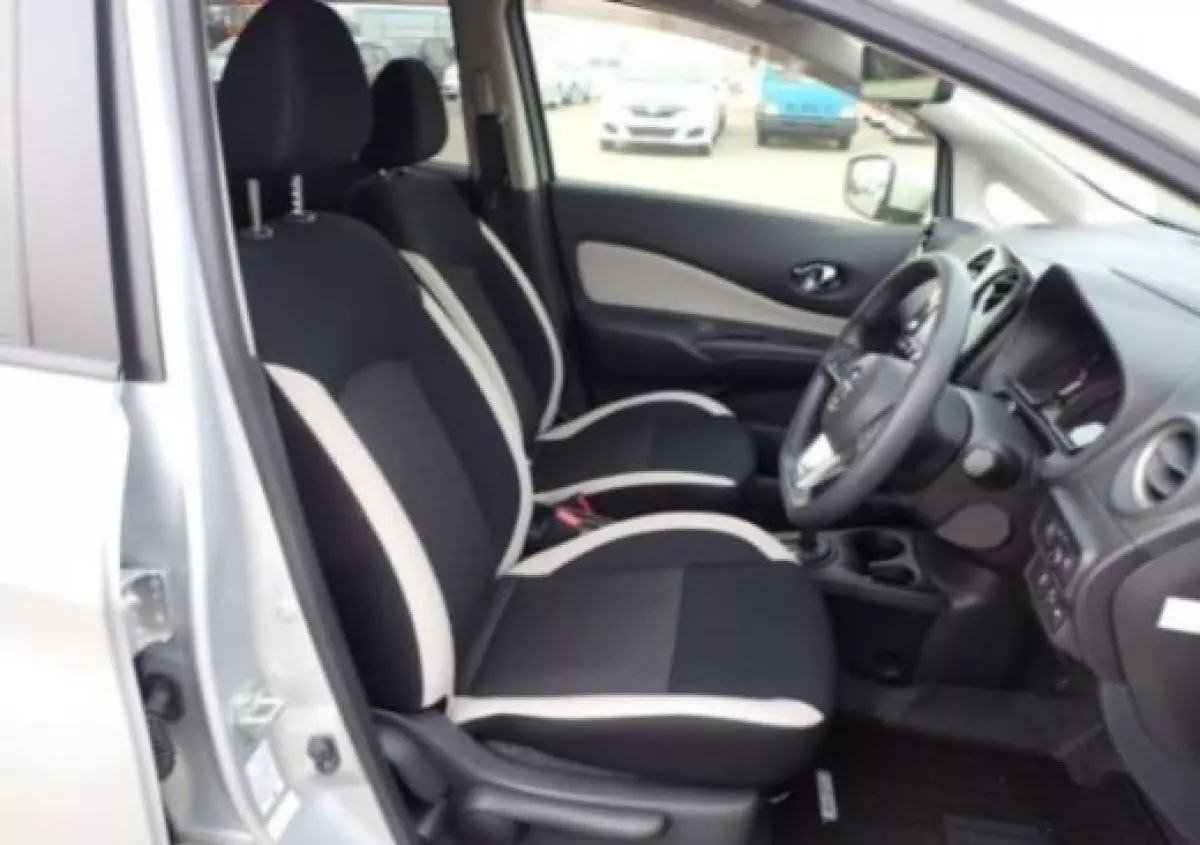 interiorFront