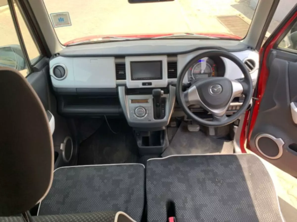 interiorFront
