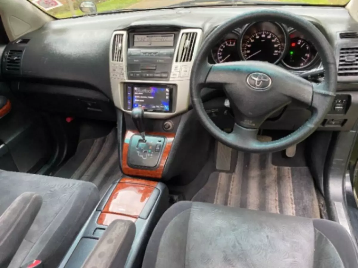interiorFront