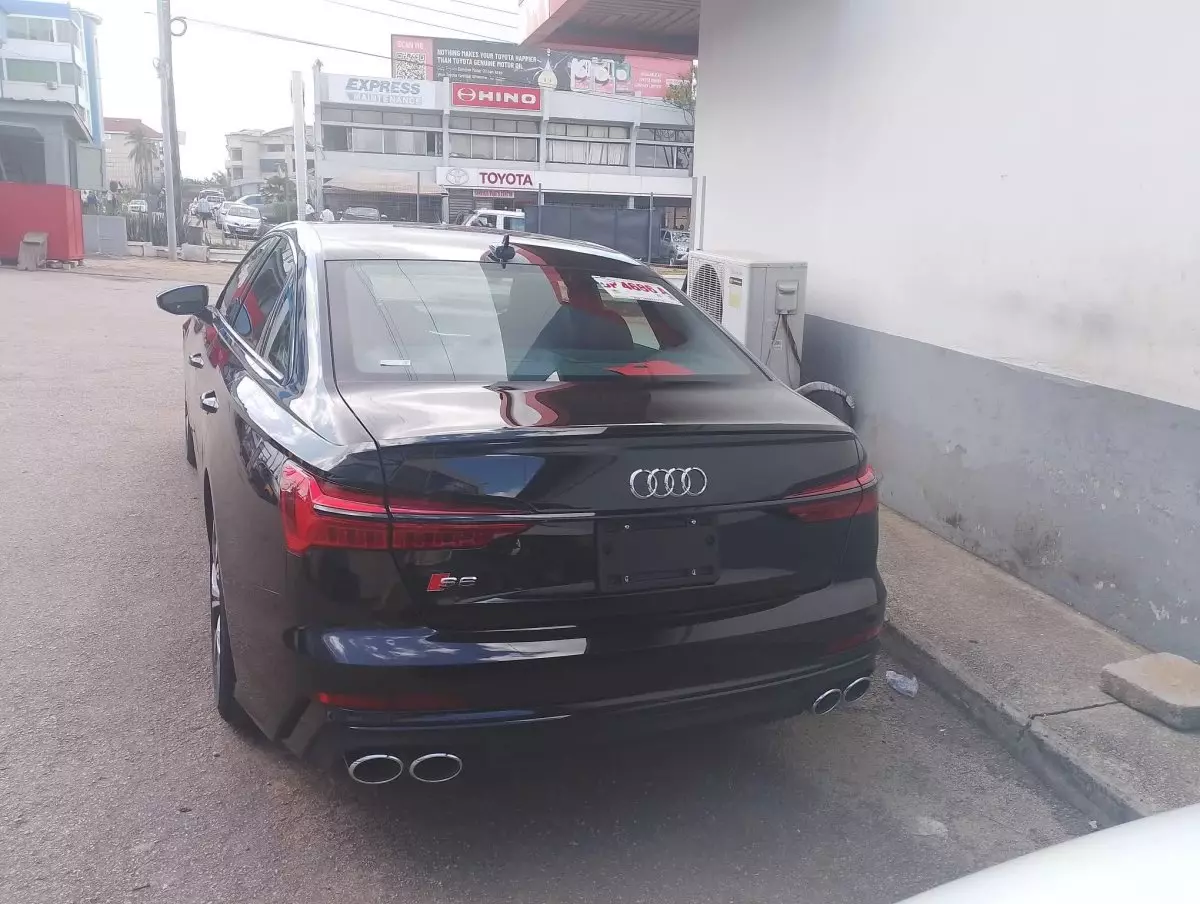 car Back