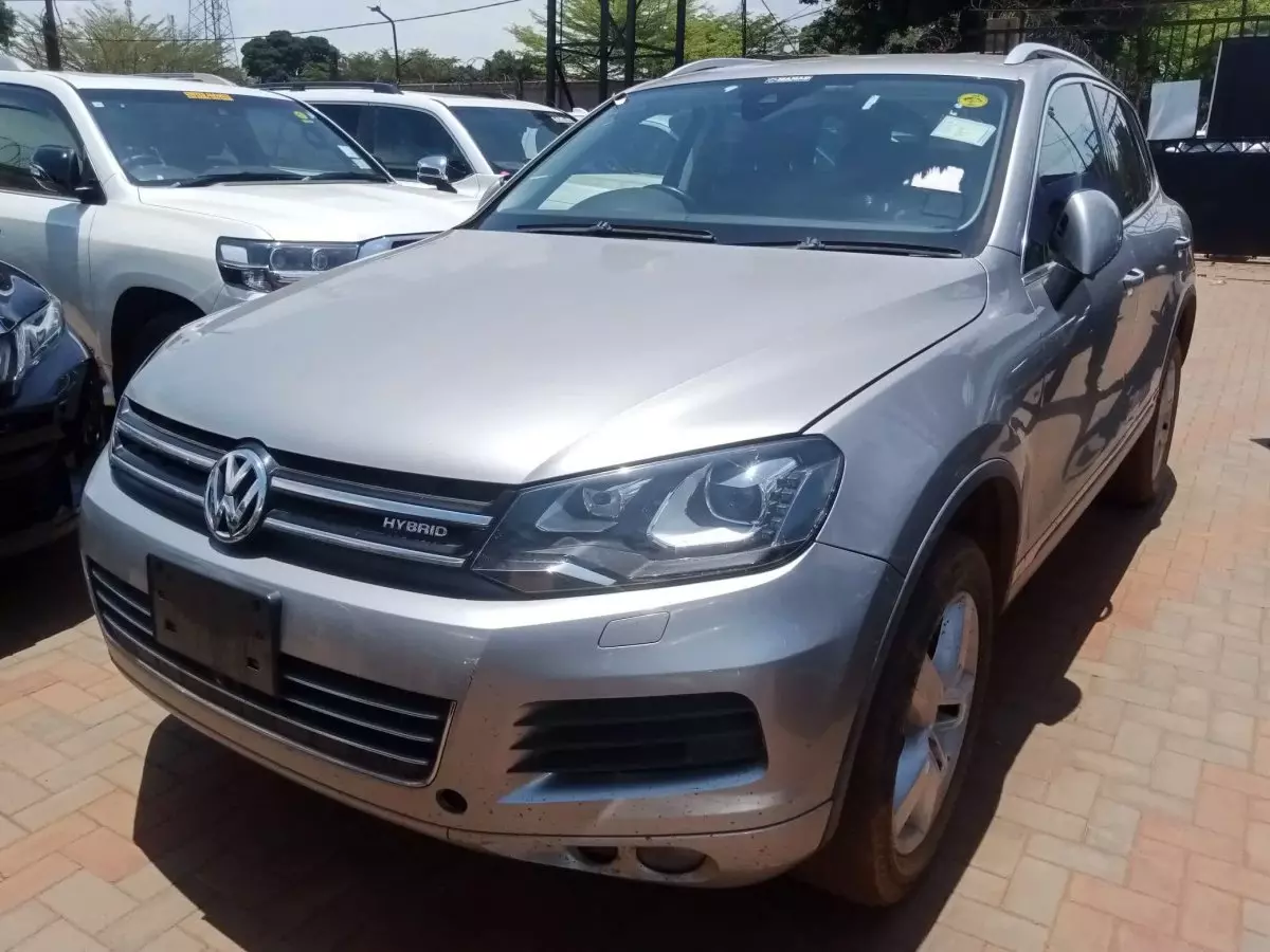 Volkswagen Touareg - 2012