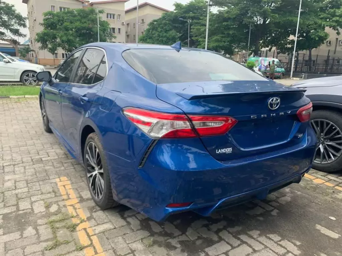 car Left Back