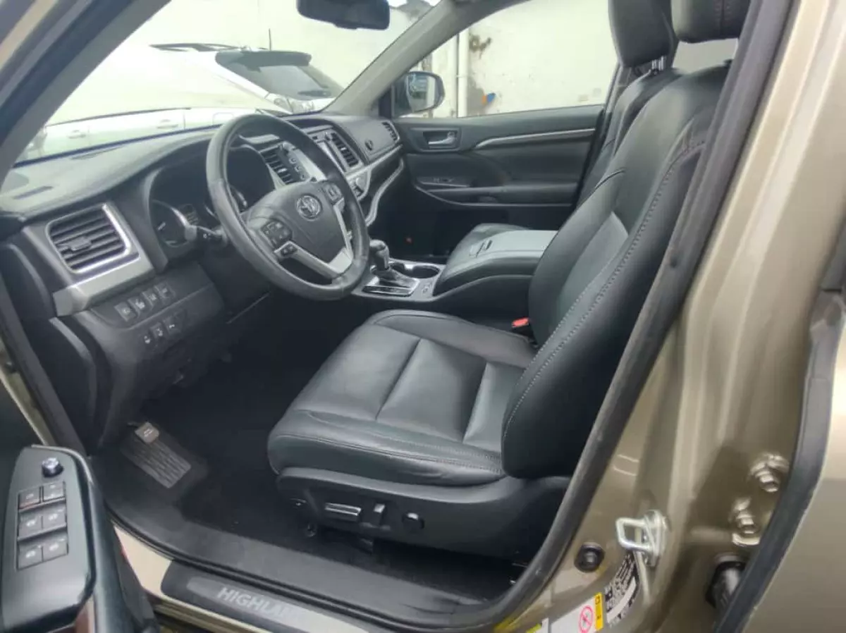 interior2