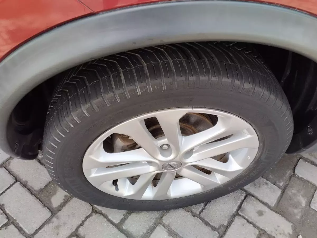 tyre1