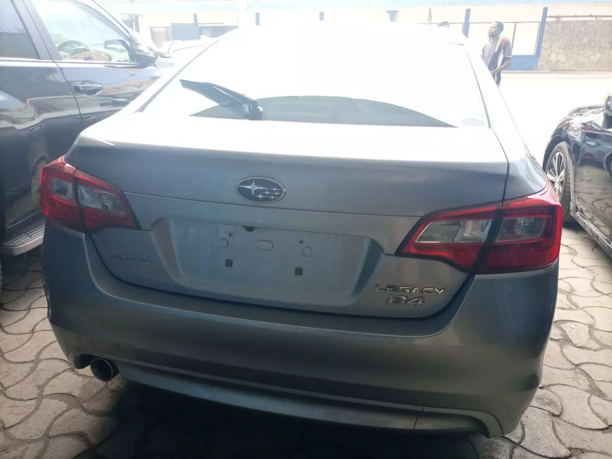 car Back