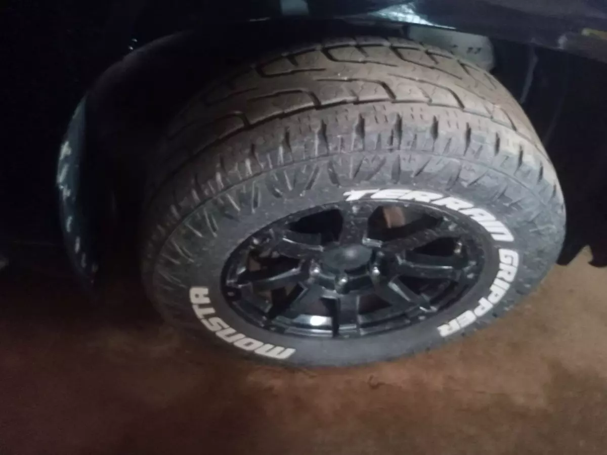 tyre0