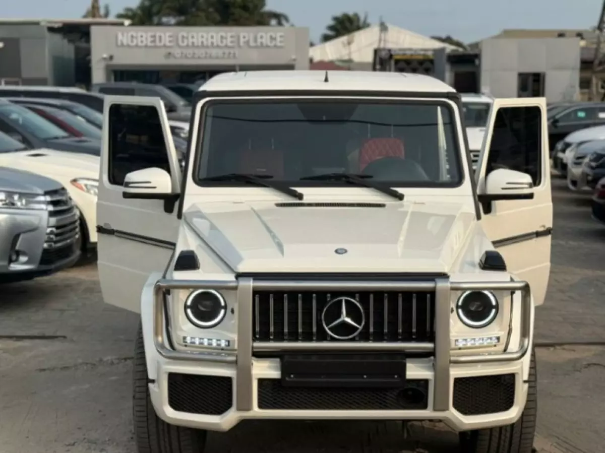 Mercedes-Benz G 63 AMG - 2013