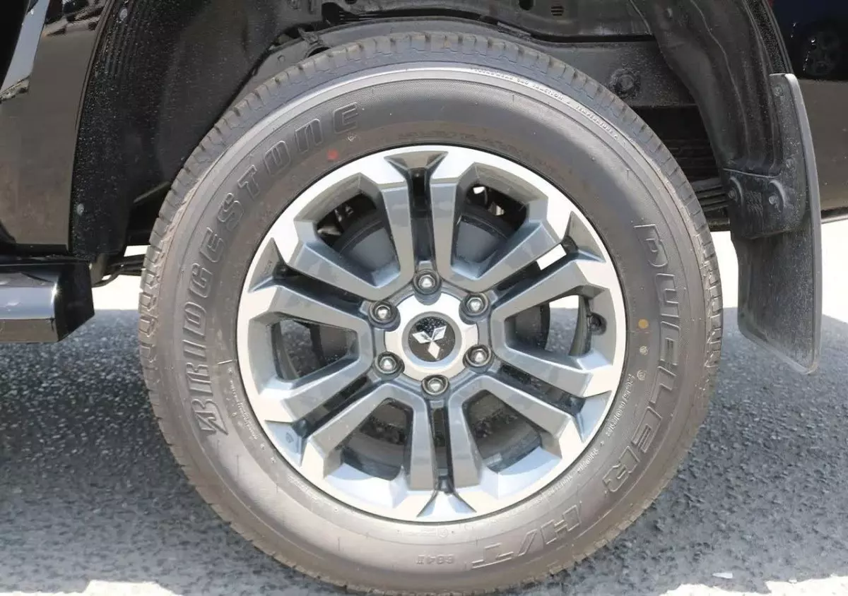 tyre1