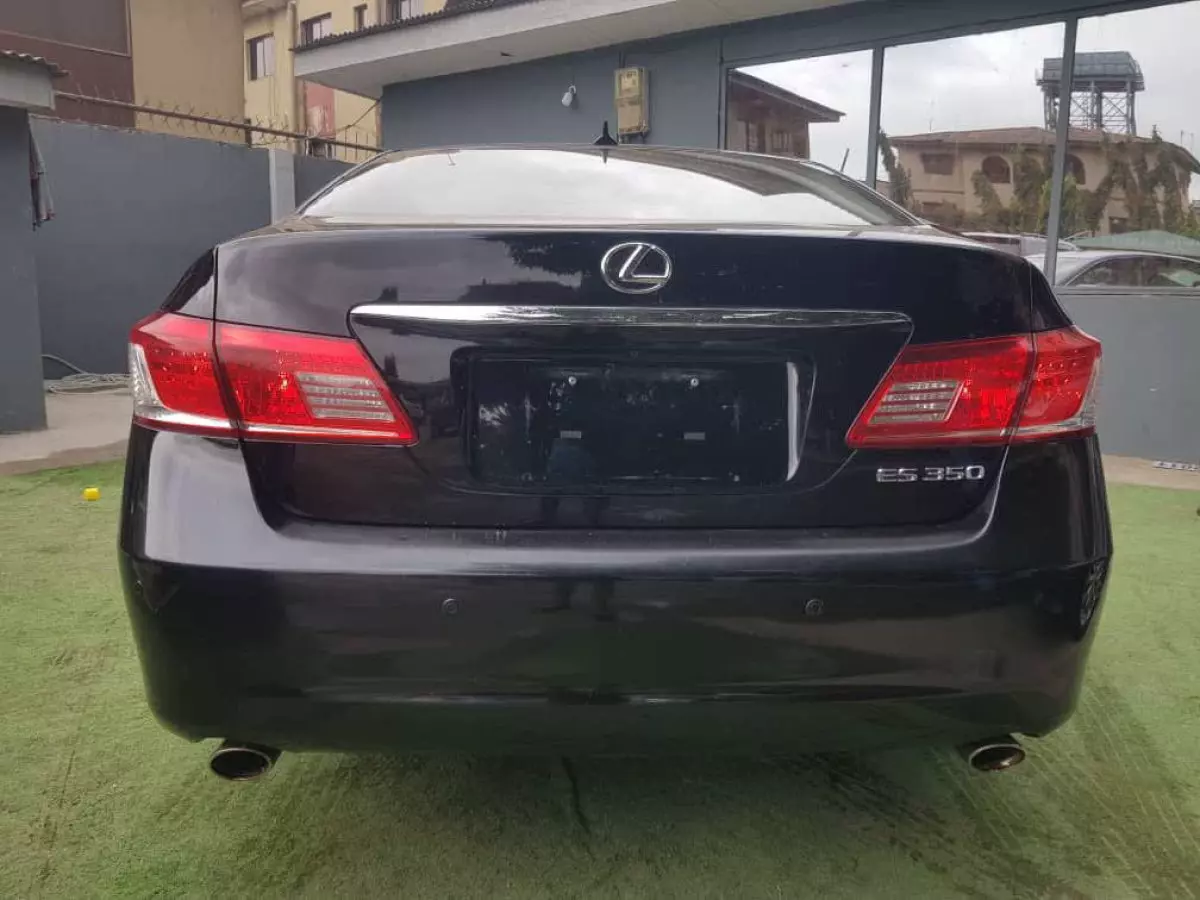 car Back