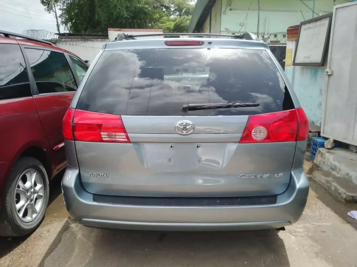 car Back