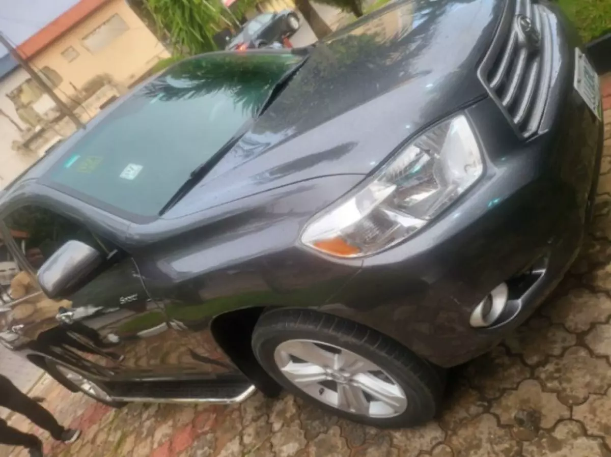 Toyota Highlander - 2009