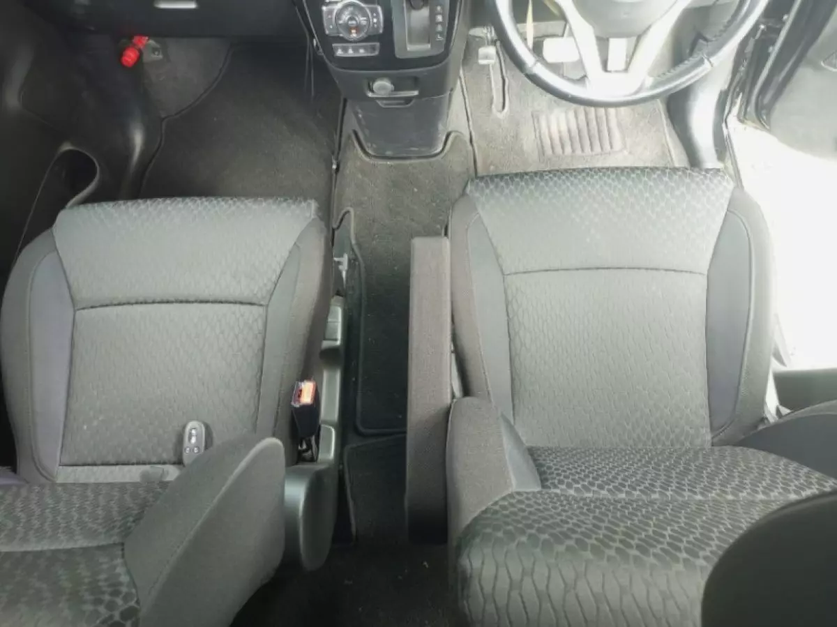 interiorBack