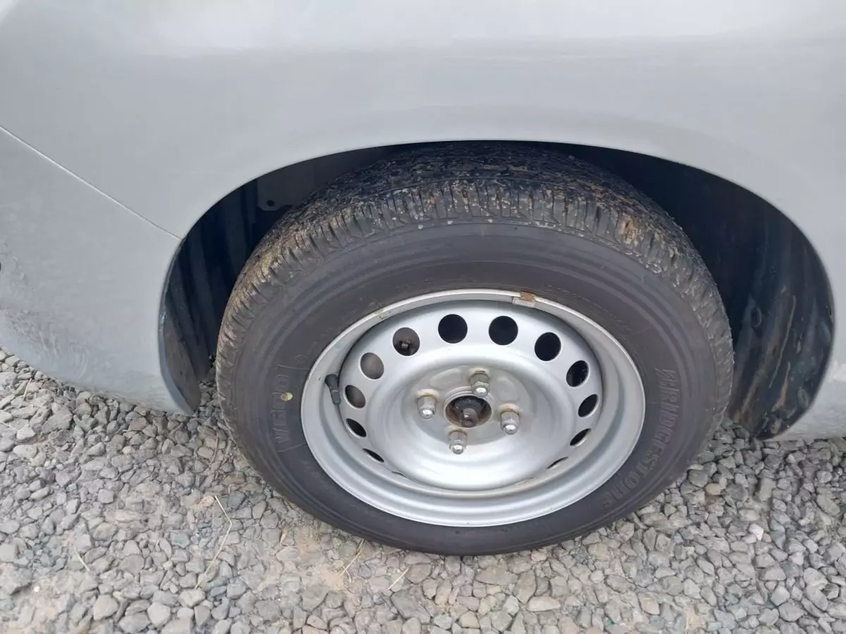 tyre0