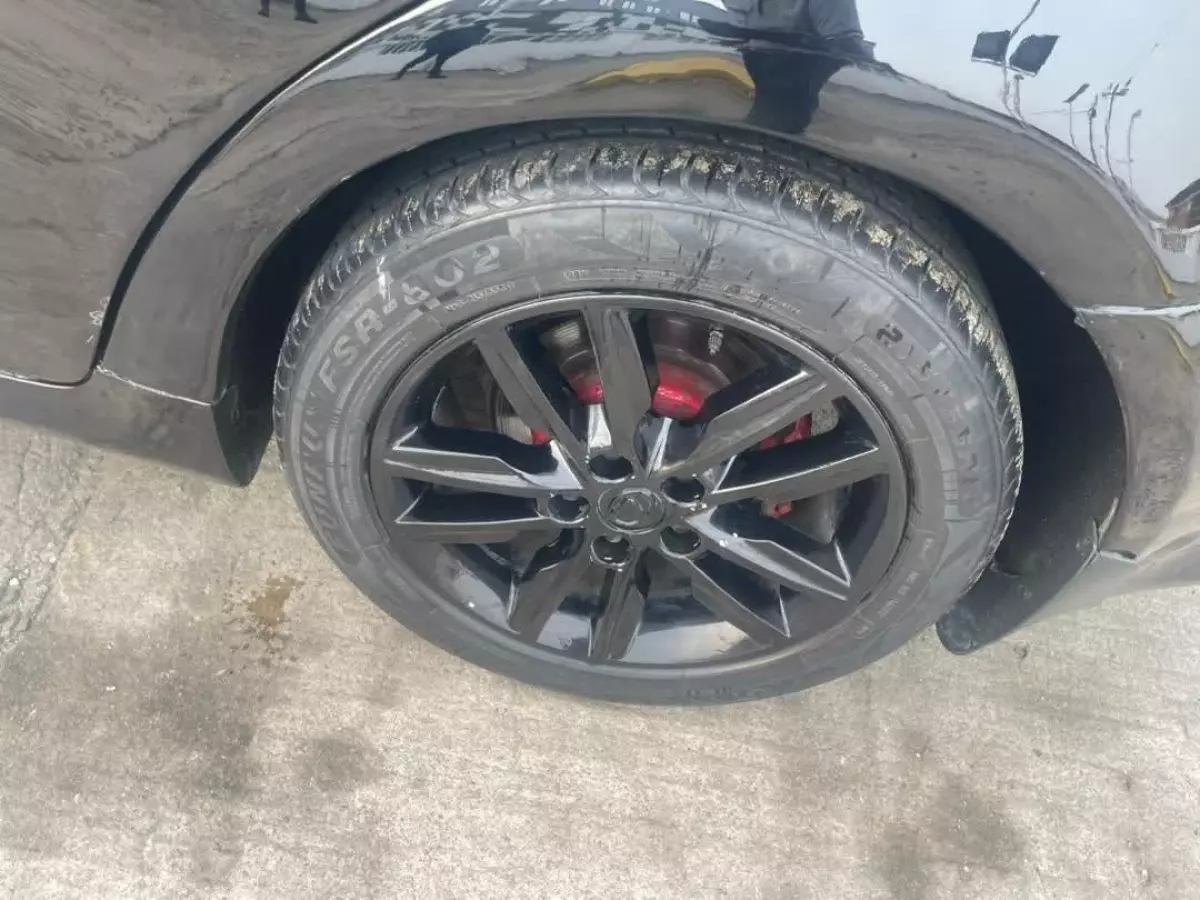 tyre2
