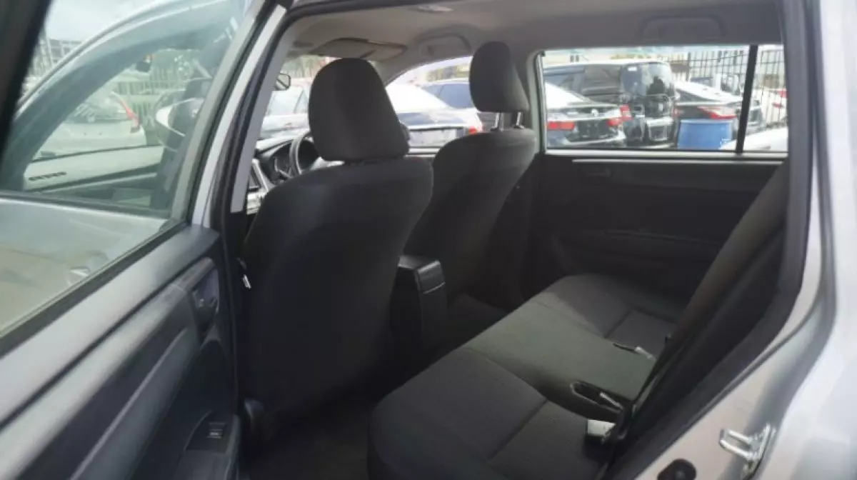 interiorBack