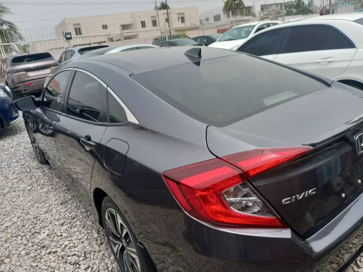 car Left