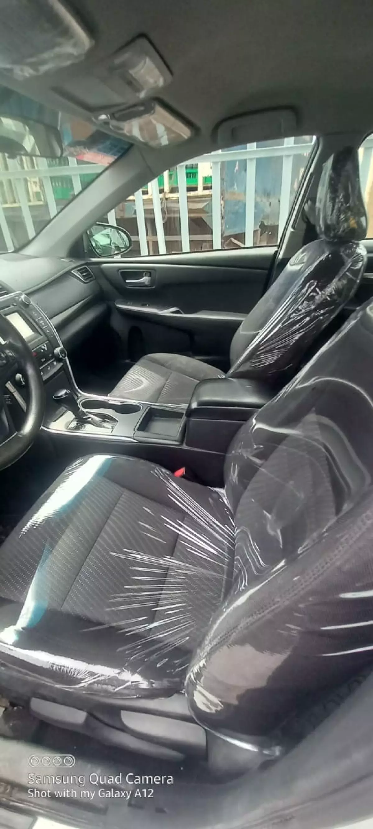 frontInteriorSeat