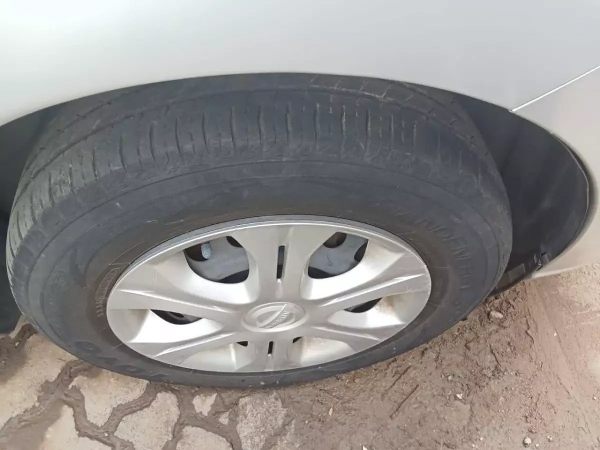tyre1