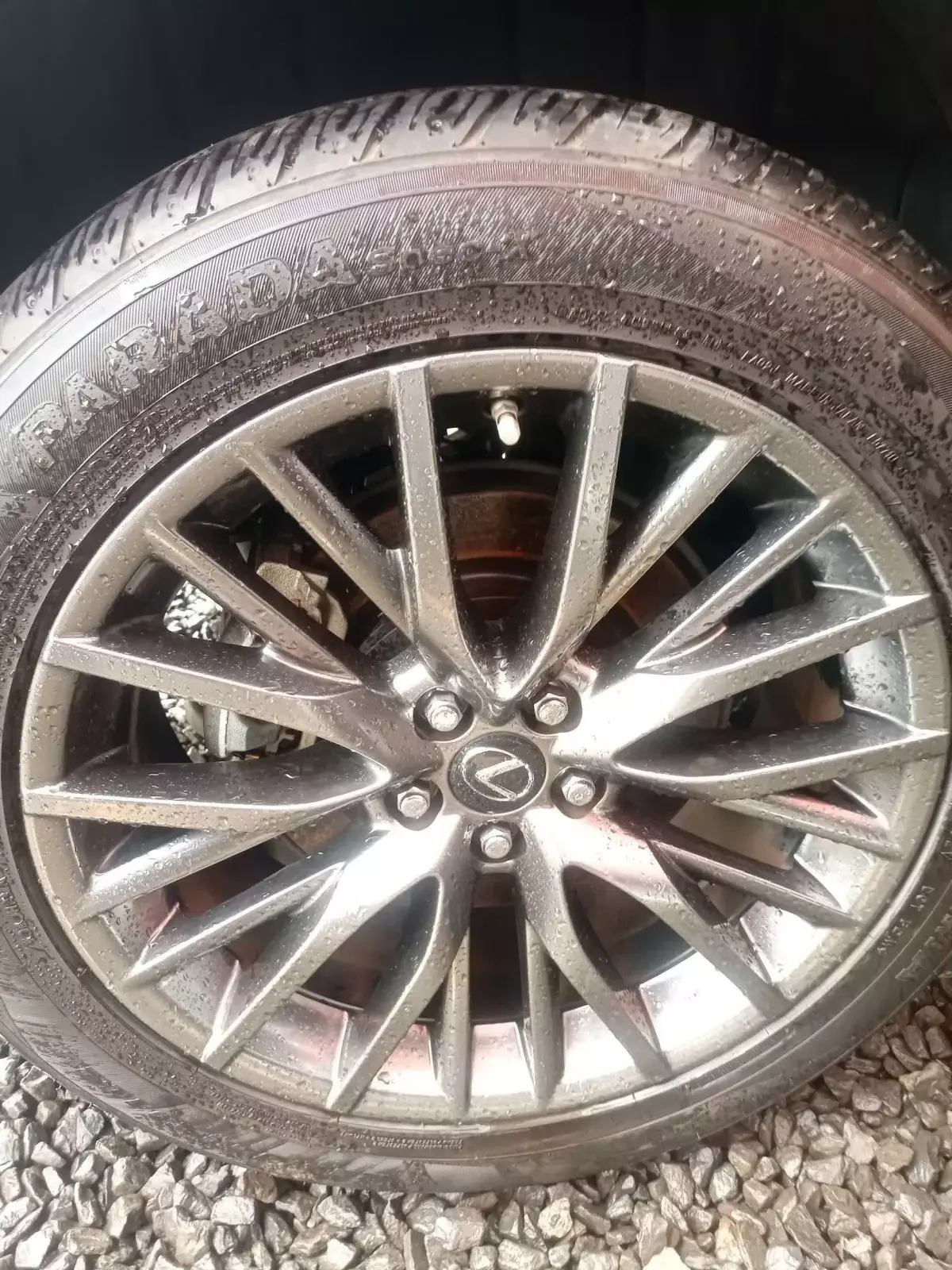tyre1
