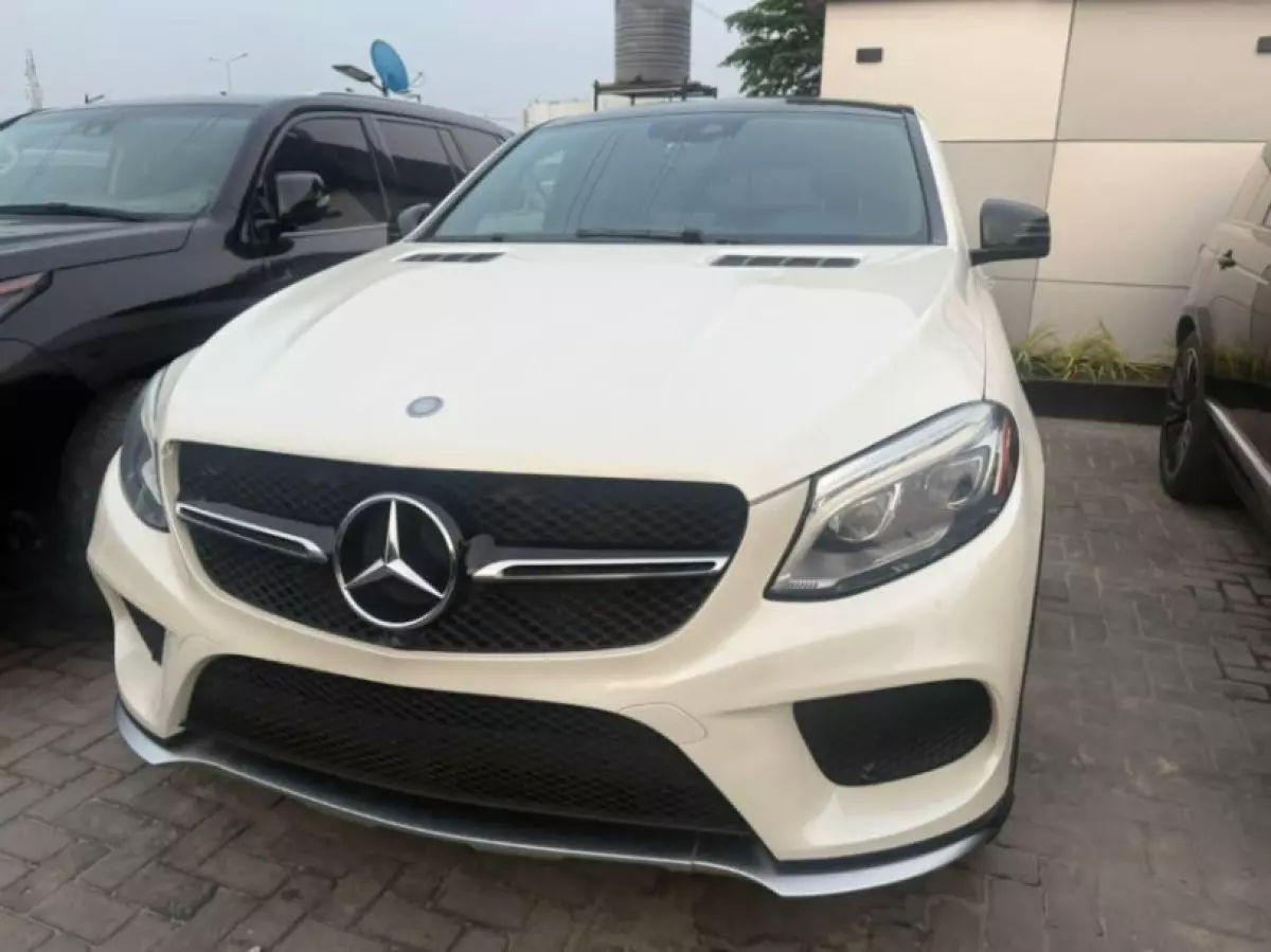 Mercedes-Benz GLE 450 - 2016