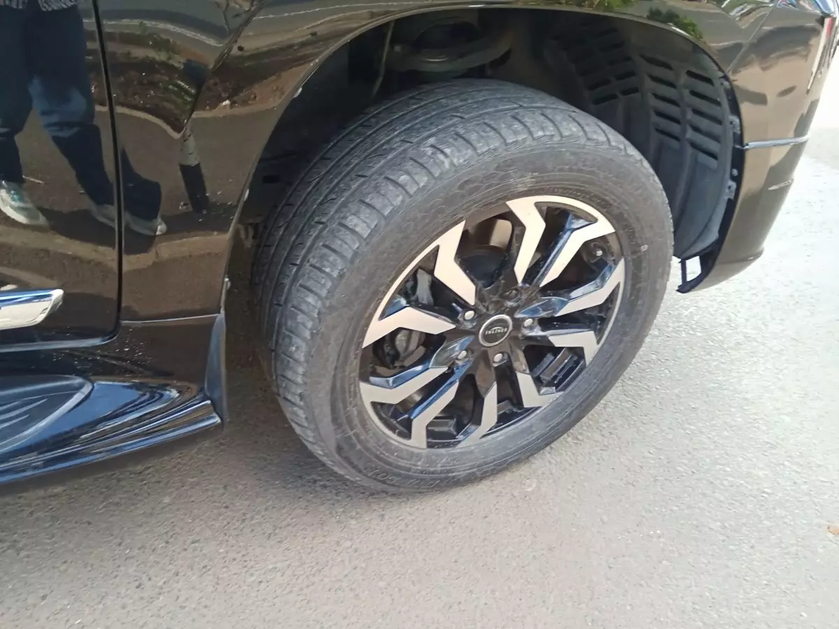 tyre0